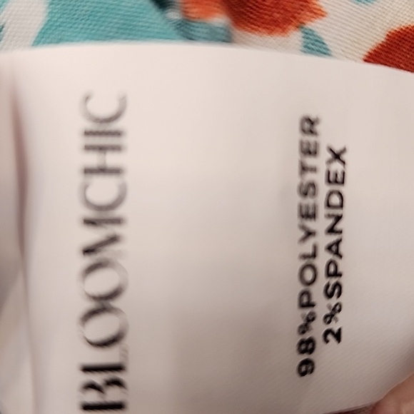 NEW Bloomchic Floral Wrap Ruffle Cap Sleeve - Picture 6 of 6